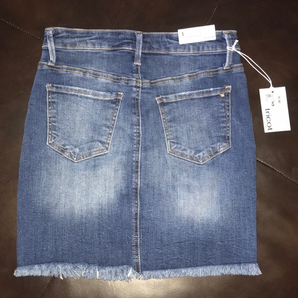 Denim blue skirt - Picture 2 of 3